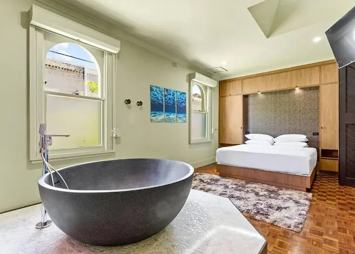 A Luxury Space With Playstation In Darling Harbour